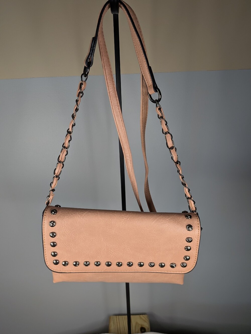 Sam & Hadley Peach Pink Studded Flap Crossbody Bag Convertible Chain Strap